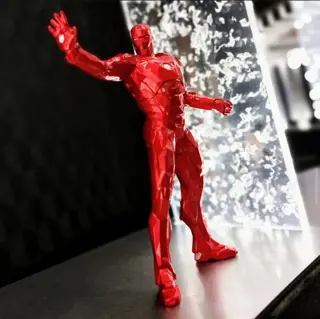 Richard Orlinski (1966) - Iron Man - Marvel - Disneyland Paris