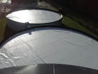 Nieuwe watersilo's compleet met nieuwe silozeilen..