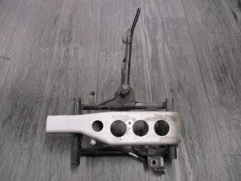 FRAME-ONDERDELEN BMW F 650 GS 2000 - 2007