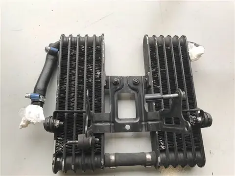 OLIEKOELER Aprilia RSV 1000 2004 - 2005 / 2006 - 2008