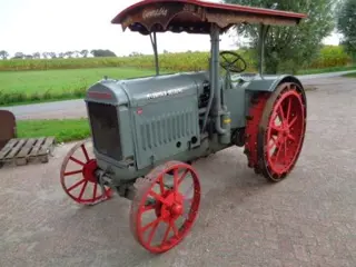 M c cormick DEERING - 10 20