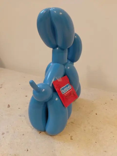 Whatshisname (1982) × Mighty Jaxx - HUMPek Blue Edition (with original HUMPek condom)