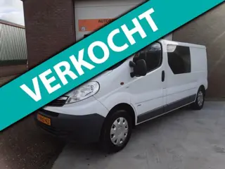 Opel Vivaro 2.0 CDTI L2H1 Dubbel Cabine schakelt niet !