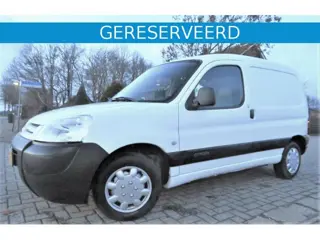 Citroen Berlingo 1.4i Benzine met Schuifdeur en Trekhaak !