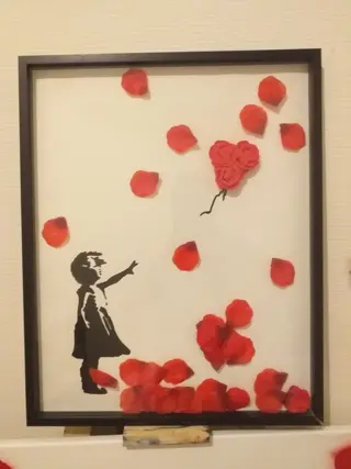 PSZART (1976) - Rosas Banksy Girl