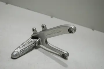 VOETSTEUN RECHTS MV Agusta 750 Brutale 2003 - 2006