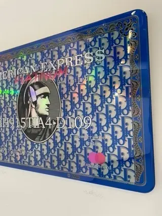 Van Apple - Christian Dior Amex