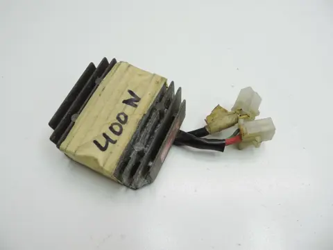 SPANNINGSREGELAAR Honda CB 400 1978 - 1984