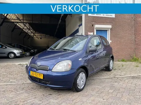 Toyota Yaris 1.3 16v VVT-i Linea Sol | Volle jaar Apk