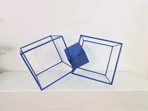 José Soler Art - Tri Cubes Blue