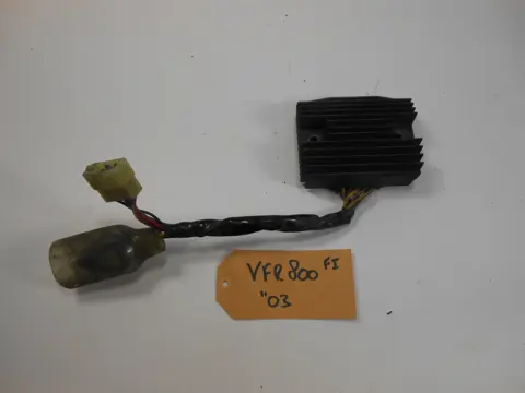 SPANNINGSREGELAAR Honda VFR 800 I 2002 - 2013