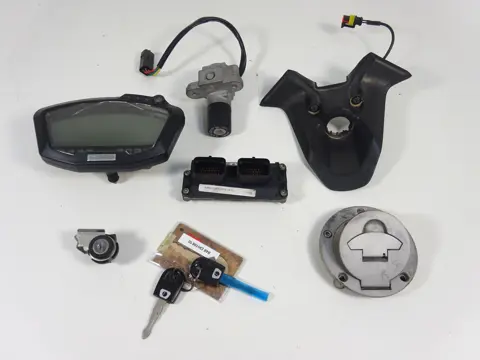 SLOTENSET Ducati 848 2008 - 2010
