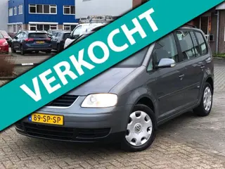 Volkswagen Touran 1.6-16V FSI Trendline 1e EIGNR/AUTOMAAT/RIJDTNIEUW!/
