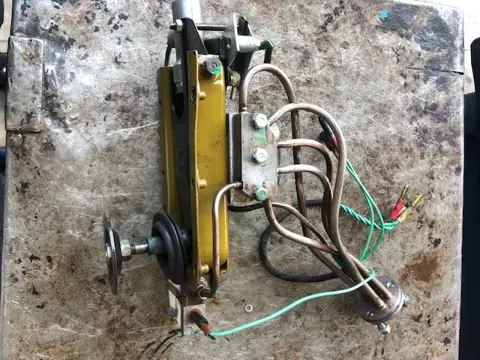 Brake hydraulic distributor for Citroen SM