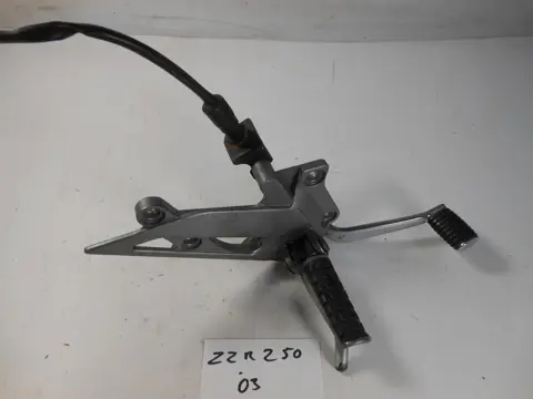 RECHTER SCHETSPLAAT Kawasaki ZZR 250 1990 - 1996