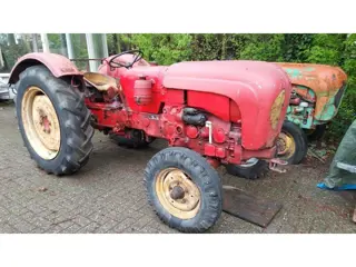 Porsche,Farmall 100, Mc Cormick Deering, Vierzon
