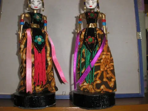 Wajang poppen - souveniers 19 cm - per stuk 4,50