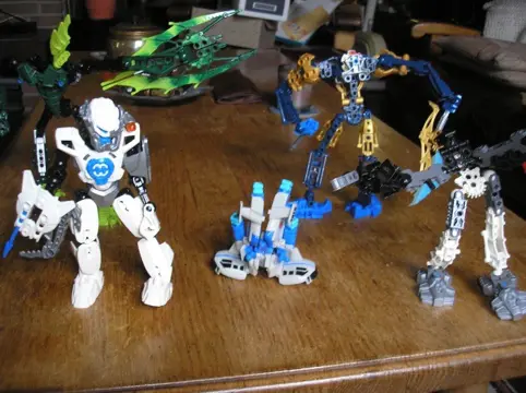 Lego bionicle