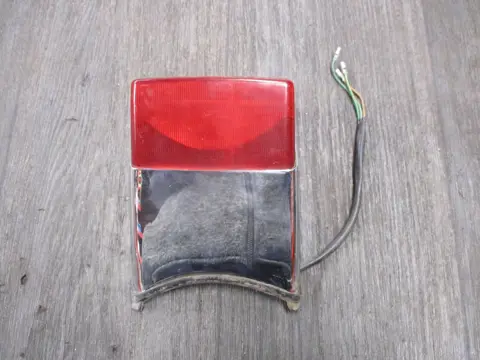 ACHTER LICHT Honda VF 700 750 C Magna 1983 - 1985