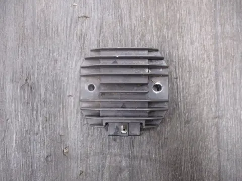 SPANNINGSREGELAAR Yamaha TDM 1996 - 2000