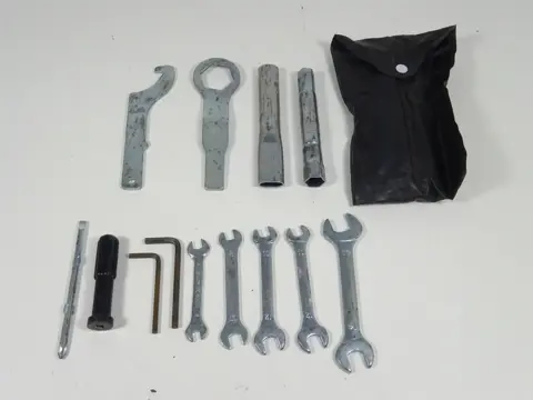 GEREEDSCHAPSET Yamaha FZ8 2010 - 2015 / 2010 - 2015