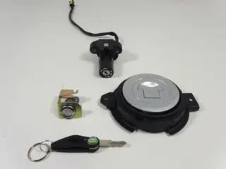 SLOTENSET Benelli 302 R 2020 - 2022