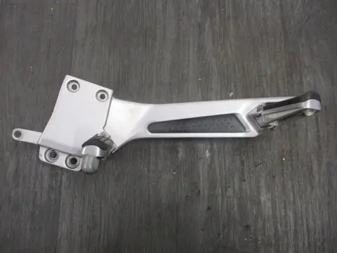 LINKER SCHETSPLAAT Yamaha FJR 1300 2006 - 2012