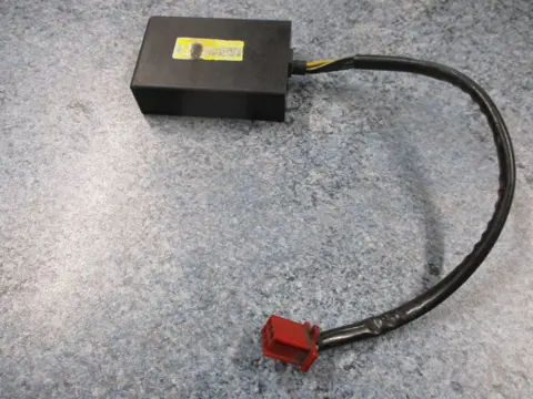CDI UNIT Honda VF 700 750 F 1982 - 1985