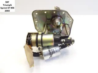 BRANDSTOFPOMP Triumph Sprint ST 955 1999 - 2005