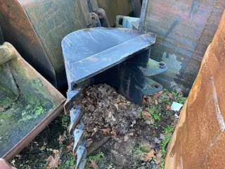 JCB Digging bucket with teeth For 3CX