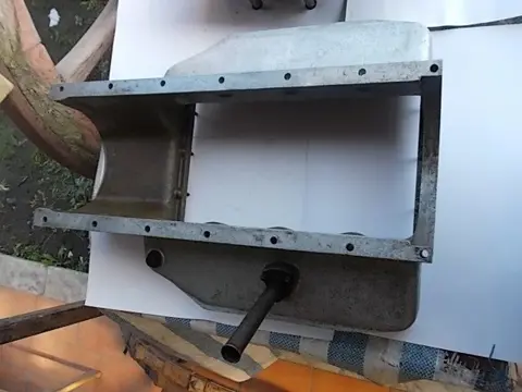 Oil sump Ferrari 330 Gt 2+2, 330 Gtc , 365 Gt 2+2