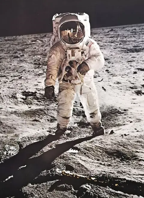 NASA/Eastman Kodak - (5x) Apollo 11 "Man's First Steps on