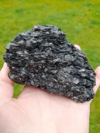 Granaat in moedergesteente Ruw - 12×5×7 cm - 443 g
