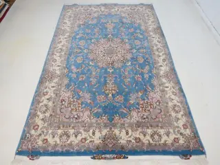 Täbriz Neu mit Seide sehr feiner signierter - Tapijt - 317