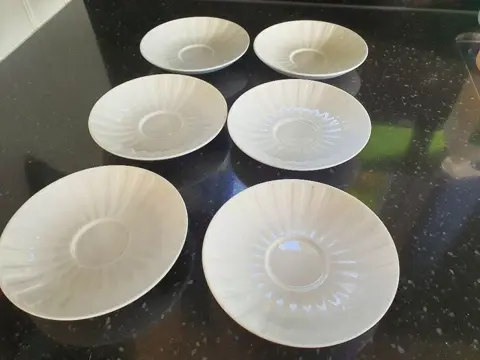 Wedgwood - 6 Fluted Schoteltjes Night and Day Wedgwood -