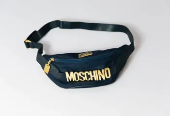 Moschino - Riemzakje