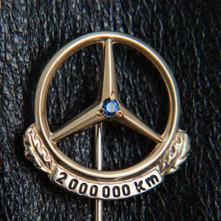 Kleding - Polished Mercedes Benz Daimler 333 8K Gold Pin