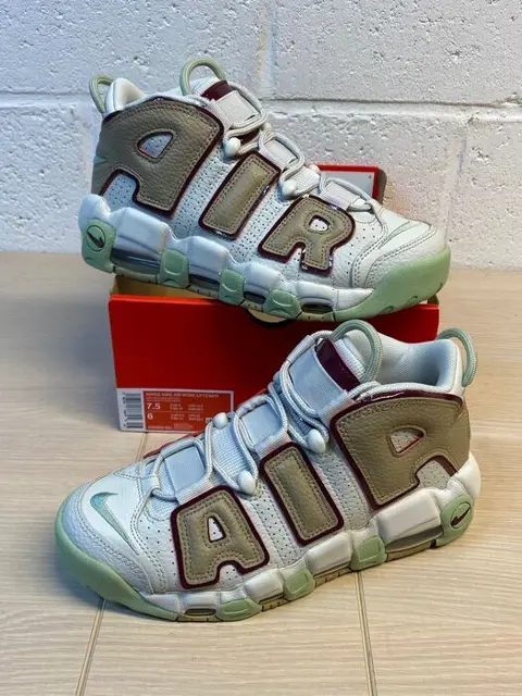 Nike - Air More Utempo Fresh Mint P38,5 - Sneakers - Maat: