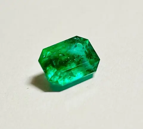 Groen Smaragd - 2.77 ct