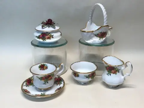 Royal Albert - minaturen servies (5) - Porselein - Old