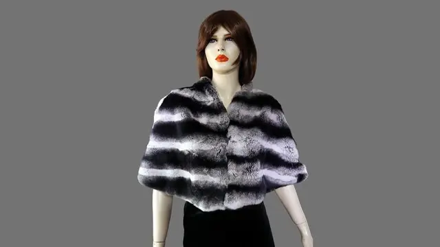Artisan Furrier - Chinchilla Rex Cape - Gemaakt in: