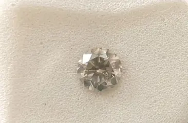 Diamant - 0.56 ct - Rond - Light Gray - SI2, No Reserve