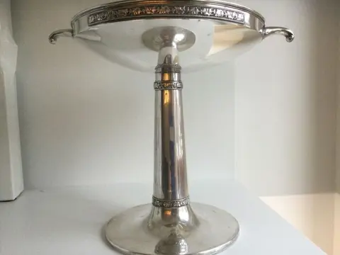 HERMANN SÜDFELD (H.S) Zilver - Middenstuk, Tazza