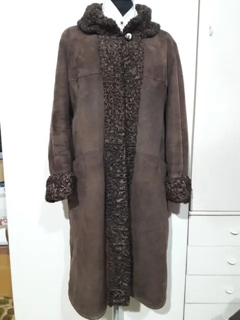 Artisan Furrier - Jaarlingwol, Lamsvel Jas - Gemaakt in: