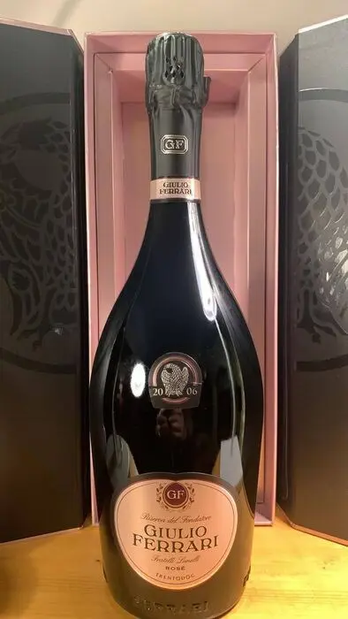 2006 Giulio Ferrari Rosè "Riserva del Fondatore" - Trentino