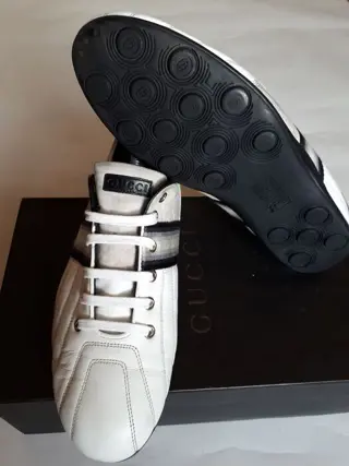 Gucci - Unisex - Sneakers - Maat: Schoenen / EU 42