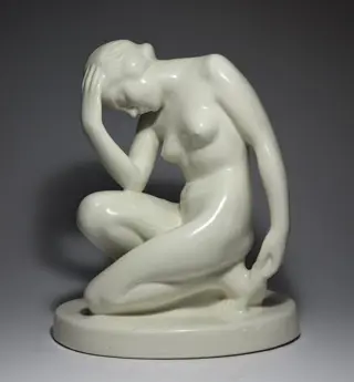 László Gabay (1897-1952) - Art Deco Vrouw (30cm)