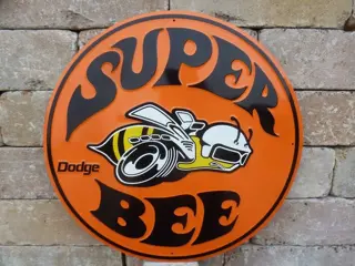 Bord - Dodge Super Bee Aluminium 60 cm Logo - Chrysler