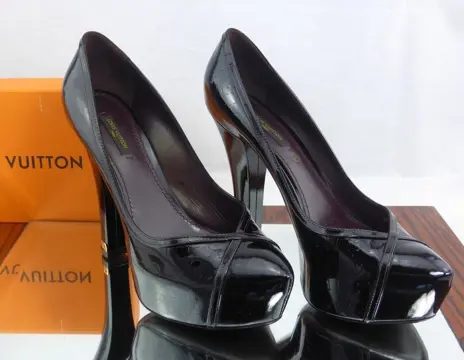 Louis Vuitton - Pumps - Maat: Schoenen / EU 38,5