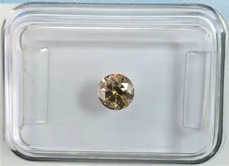 1 pcs Diamant - 0.41 ct - Briljant - Elegant grijs - SI2